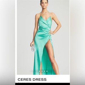 Retrofete dress! Size small, super comfortable, and absolutely love the color